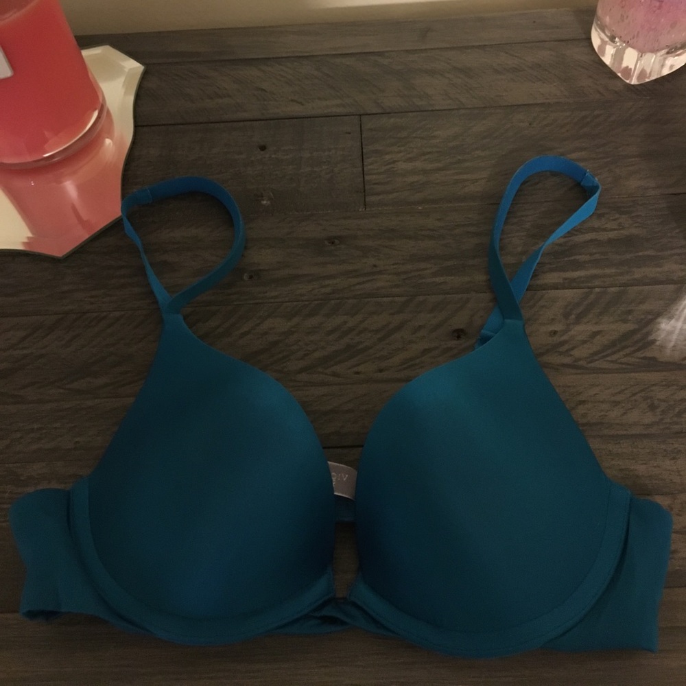 Victoria Secret Bra EUC